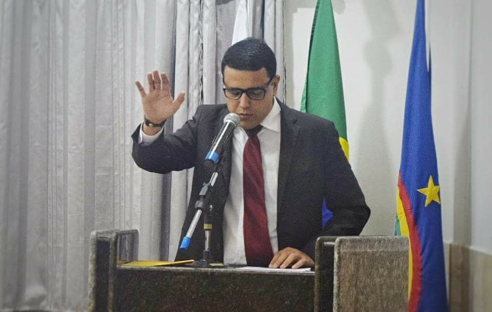 Leia mais sobre o artigo Tadeu Queiroz assume vaga na Câmara Municipal de Sertânia