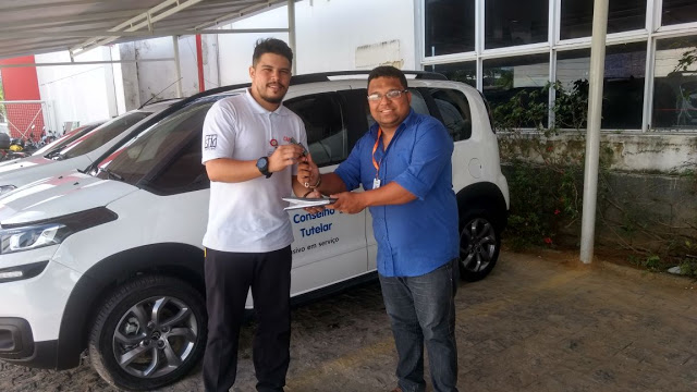 Leia mais sobre o artigo Conselho Tutelar de Sertânia recebe veículo 