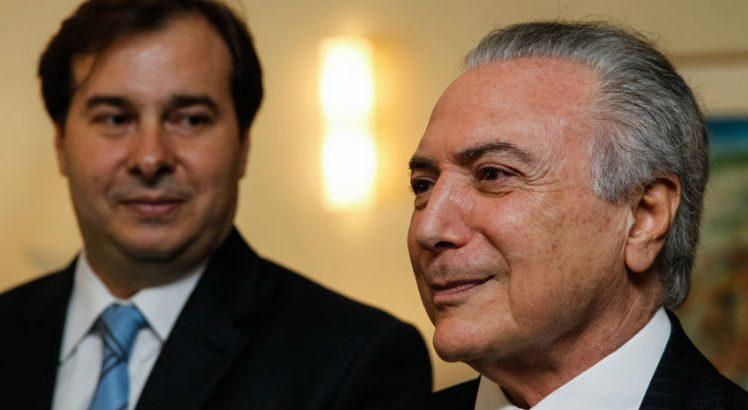 Leia mais sobre o artigo Maia trata como irreversível queda de Michel Temer