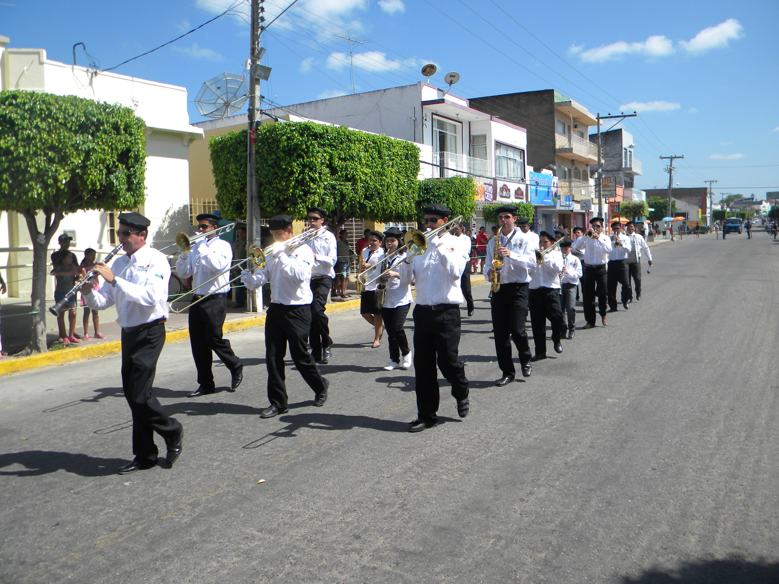 Leia mais sobre o artigo Escola de música abre inscrições gratuitas, em Sertânia