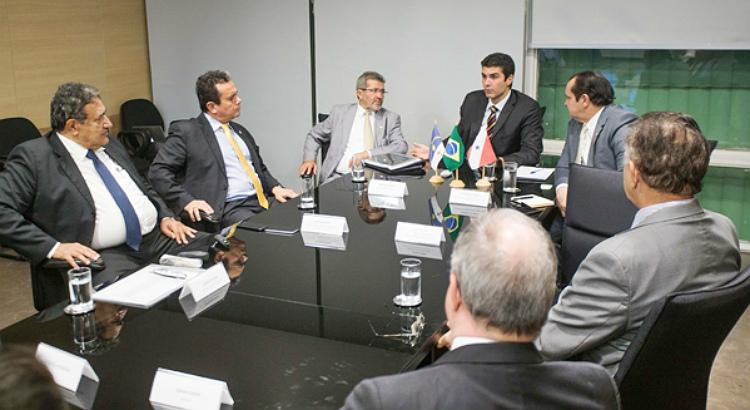 Leia mais sobre o artigo Governo estuda obra para revitalizar São Francisco usando Rio Tocantins