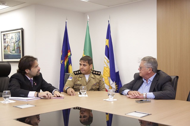 Leia mais sobre o artigo Diogo Moraes discute ações de segurança com representante da Polícia Militar