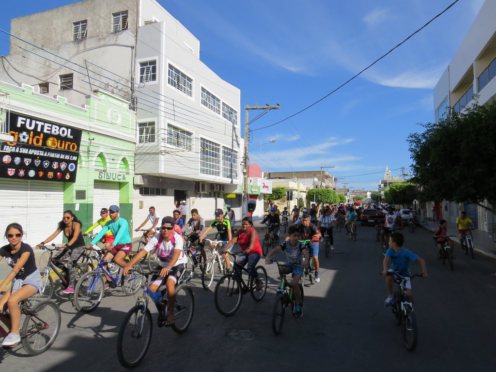 Leia mais sobre o artigo 1° Passeio Ciclístico de Sertânia é sucesso de participação popular