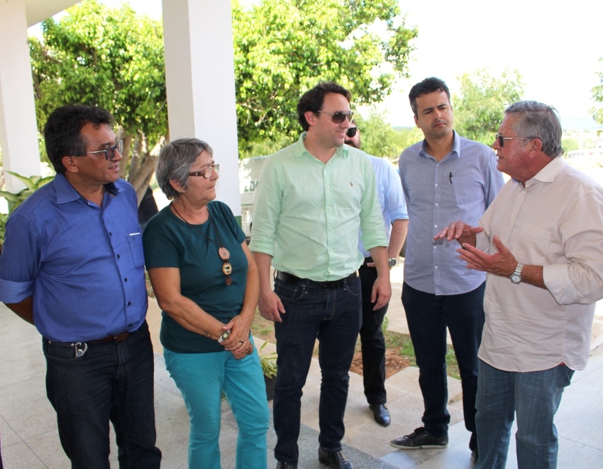 Leia mais sobre o artigo Ângelo Ferreira recebe presidente da Ad Diper, em Sertânia