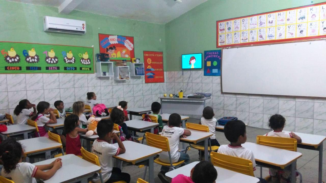 Leia mais sobre o artigo Rede Municipal de Ensino de Sertânia se mobiliza pelo autismo