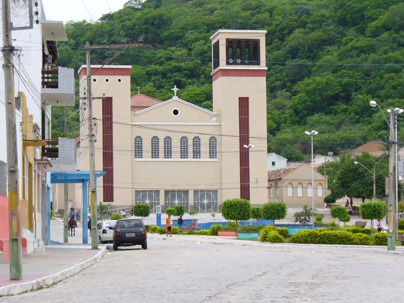 Leia mais sobre o artigo Ex-prefeito de Pedra é condenado por improbidade administrativa