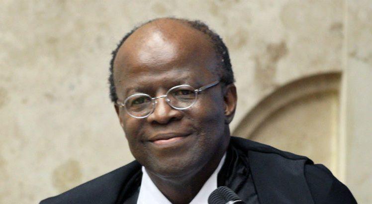 Leia mais sobre o artigo Joaquim Barbosa anuncia que não concorrerá à Presidência
