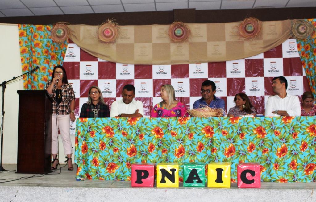 Leia mais sobre o artigo Sertânia realiza seminário de encerramento do Pacto pela Alfabetização na Idade Certa