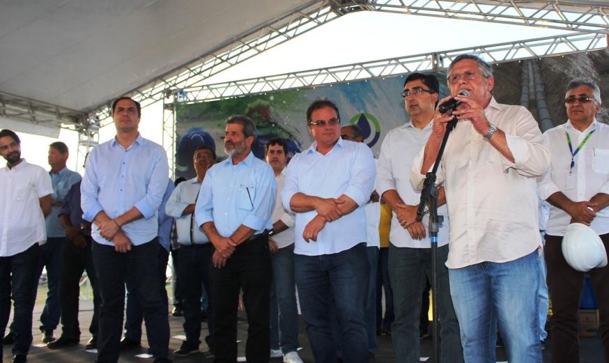 Leia mais sobre o artigo Paulo Câmara investe em melhoria de Sistema de Abastecimento de Água em Sertânia