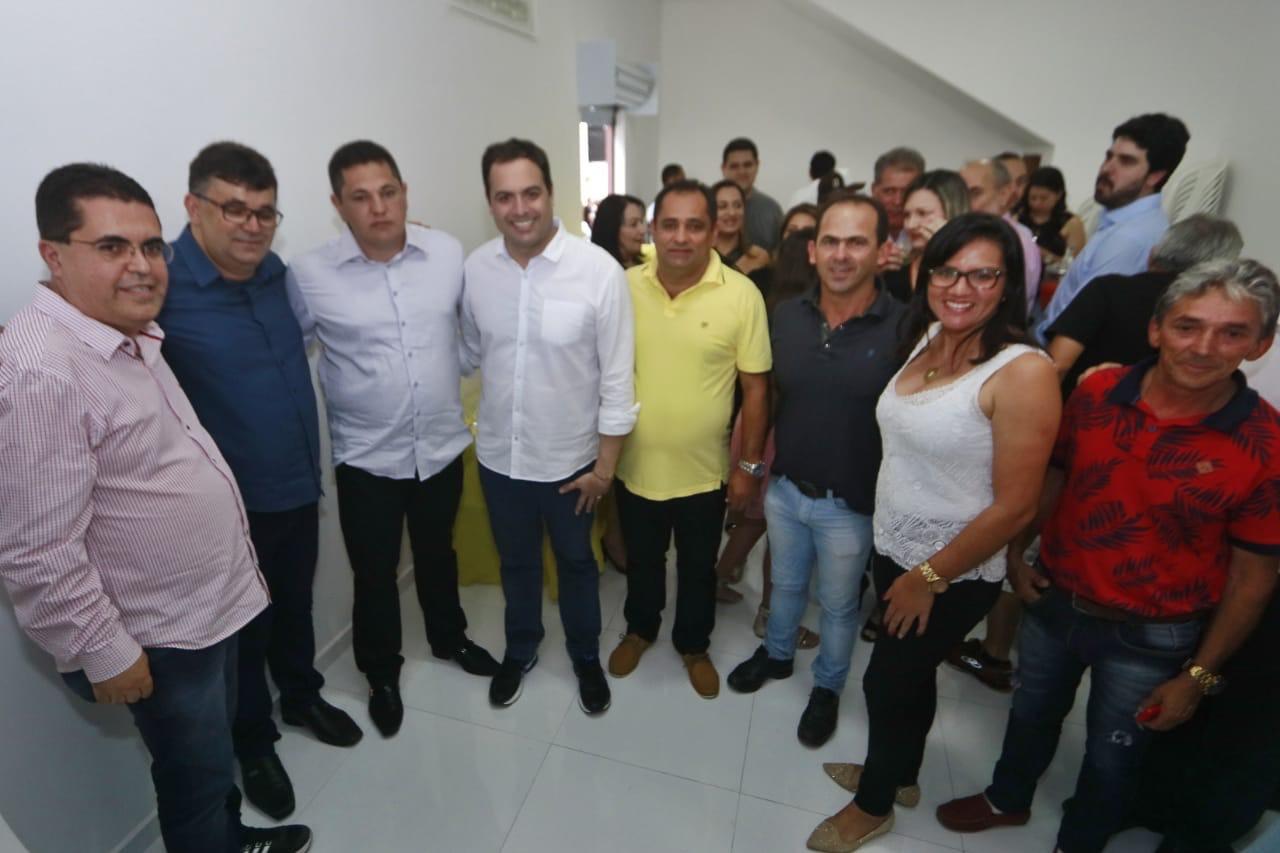 Leia mais sobre o artigo Paulo Câmara recebe apoio dos três maiores grupos políticos de Pesqueira