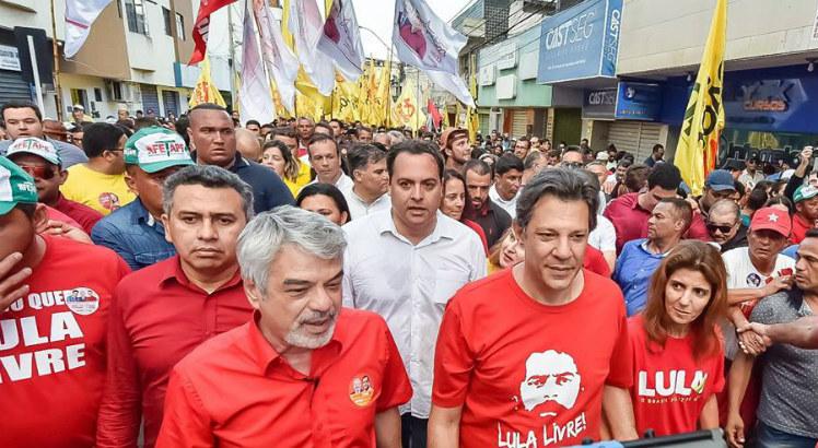 Leia mais sobre o artigo Com gritos de ‘Haddad presidente’, petista faz caminhada na terra de Lula