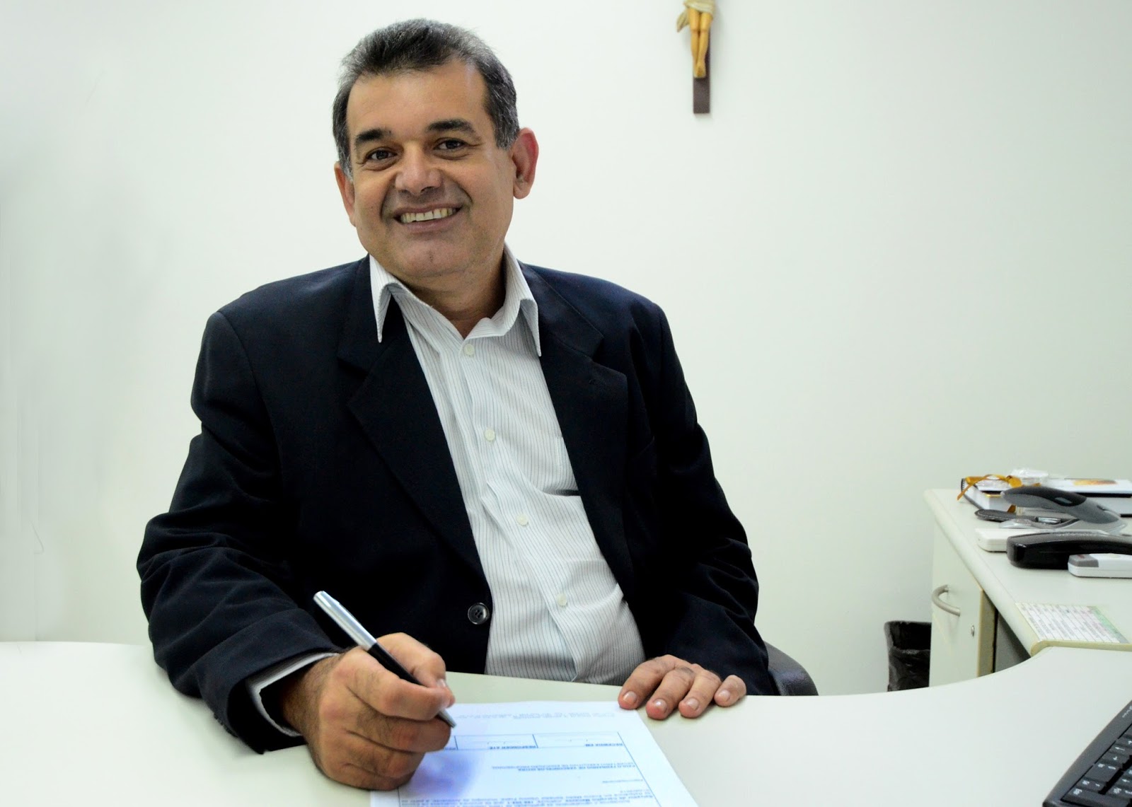 Leia mais sobre o artigo Deputado Professor Paulo comemora reedição do programa Professor Conectado