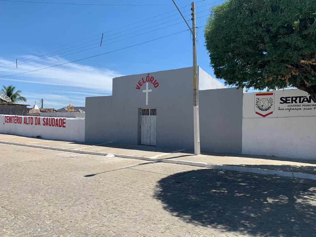Leia mais sobre o artigo Prefeitura de Sertânia prepara cemitérios para o Dia de Finados