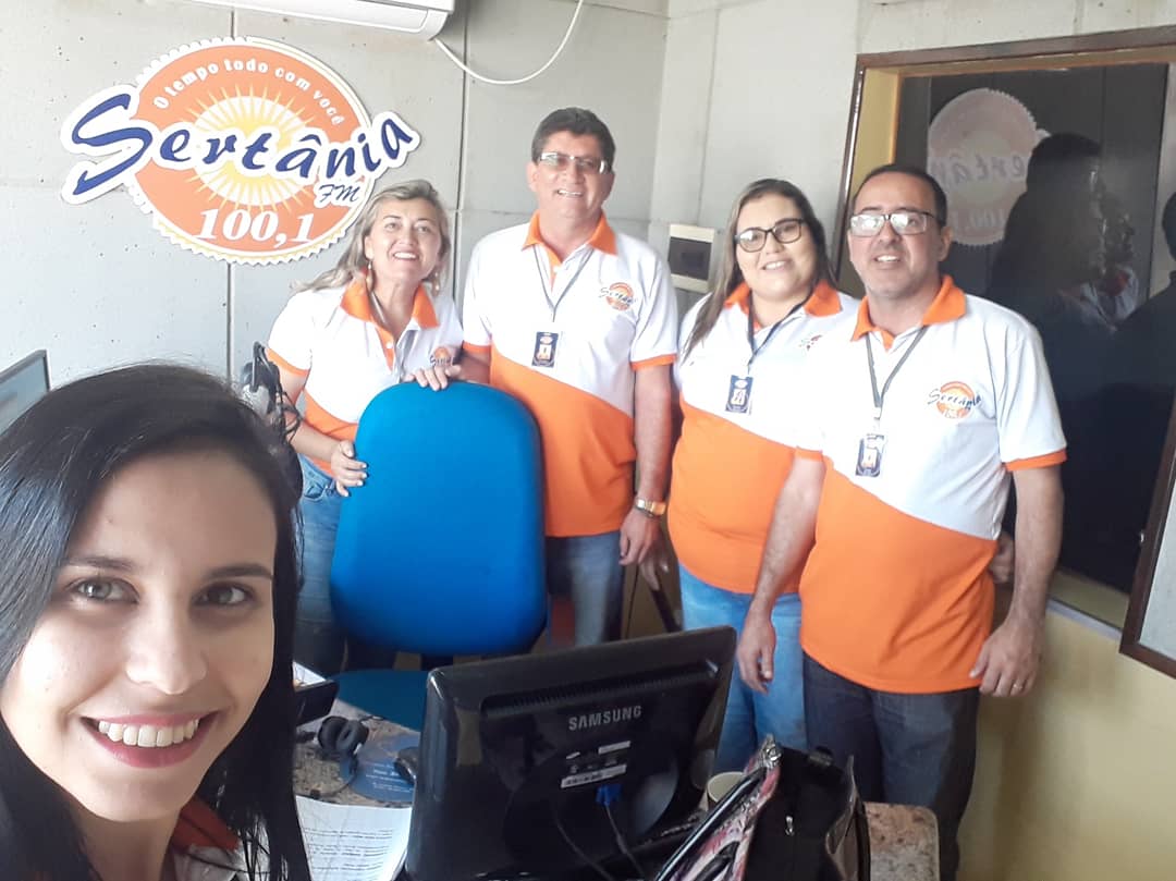 Leia mais sobre o artigo Rádio Sertânia FM comemora 20 anos