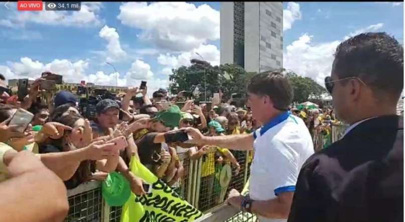 Leia mais sobre o artigo Mandetta e governadores já são maiores que Bolsonaro nacrise do Covid19