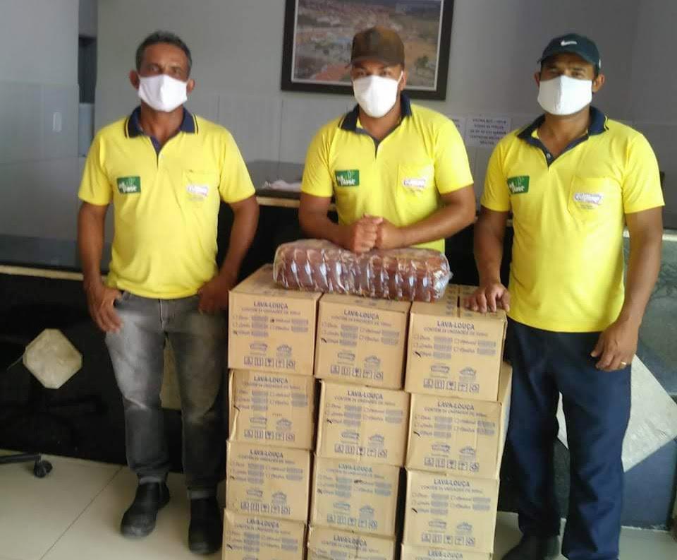 Leia mais sobre o artigo Secretaria de Saúde de Sertânia recebe doação de materiais de limpeza