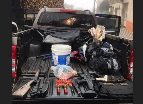 Leia mais sobre o artigo Cinco suspeitos morrem em tentativa de assalto a bancos na Paraíba