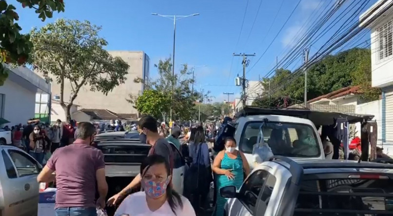 Leia mais sobre o artigo Afrouxamento do isolamento social leva a aumento de casos de coronavírus em 11 estados