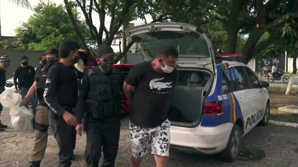 Leia mais sobre o artigo Operação da Polícia Civil desarticula organização criminosa armada ligada a extorsão e sequestro