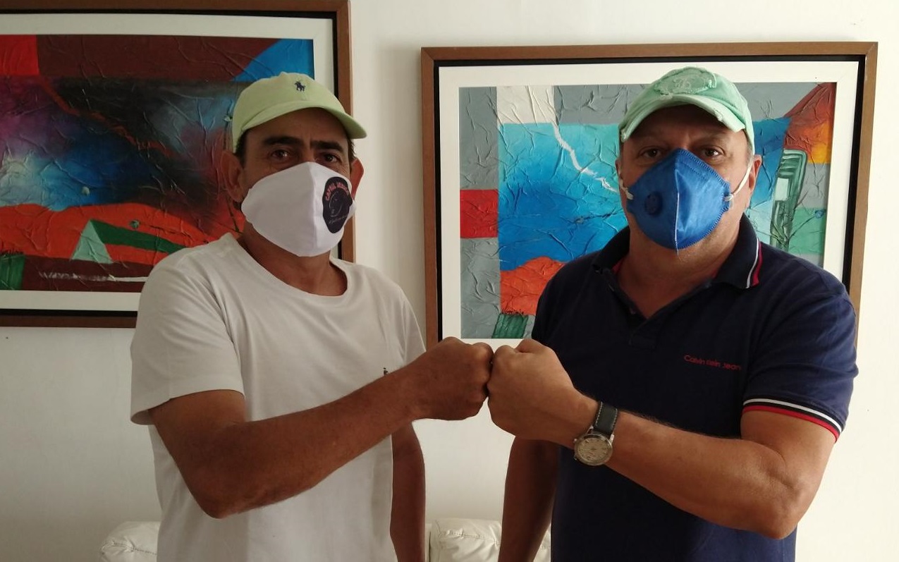 Leia mais sobre o artigo DEM e PRTB oficializam candidaturas em Sertânia