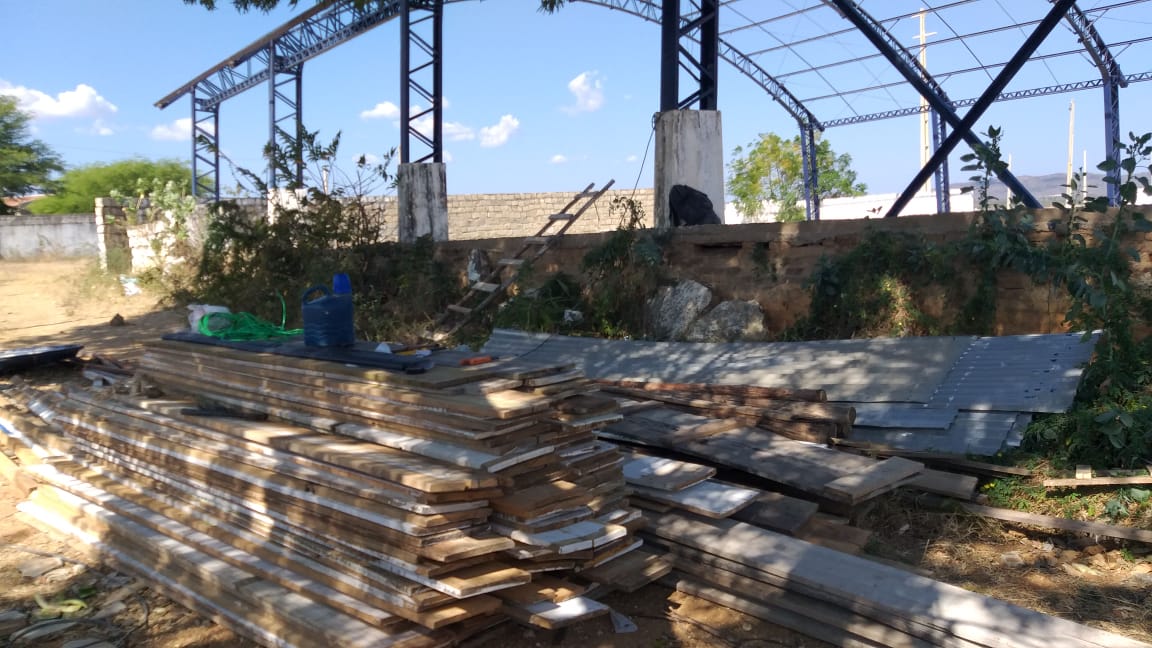 Leia mais sobre o artigo Reforma da quadra da EREMOB é iniciada