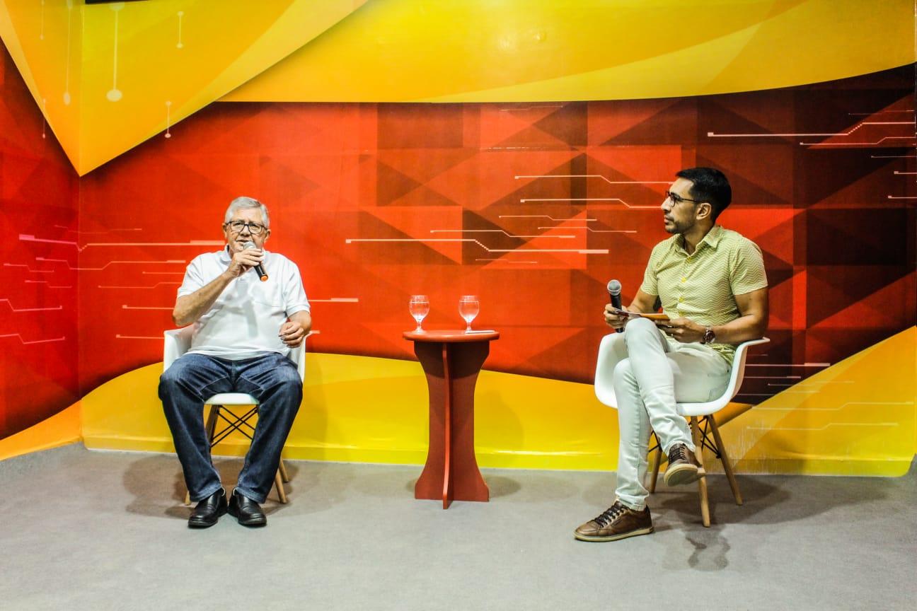 Leia mais sobre o artigo Em live, prefeito Ângelo Ferreira apresenta propostas para a juventude de Sertânia