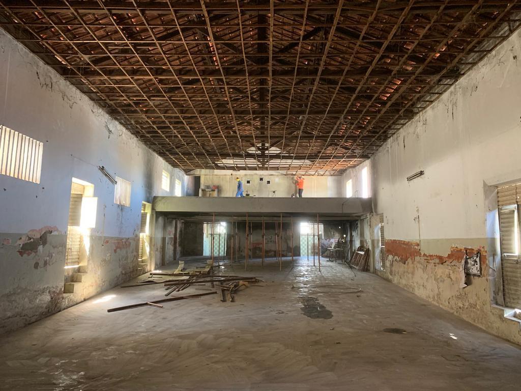 Leia mais sobre o artigo Prefeitura de Sertânia inicia recuperação do prédio do Cine Emoir