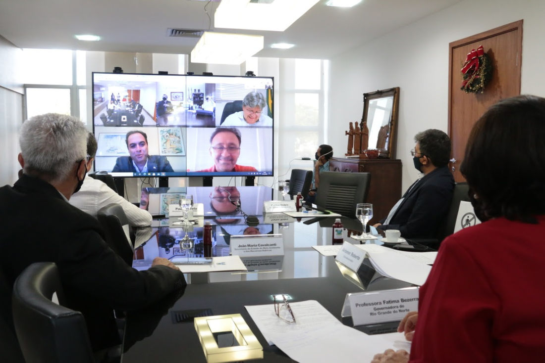 Leia mais sobre o artigo Governadores se reúnem para tratar de pré-acordo para obras da Transposição do São Francisco