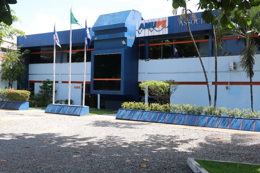 Leia mais sobre o artigo Amupe e CAU/PE firmam acordo para preservação de patrimônios históricos