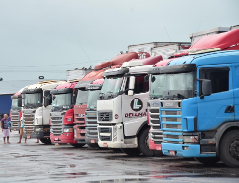 Leia mais sobre o artigo Caminhoneiros organizam paralisação nacional para 1º de fevereiro
