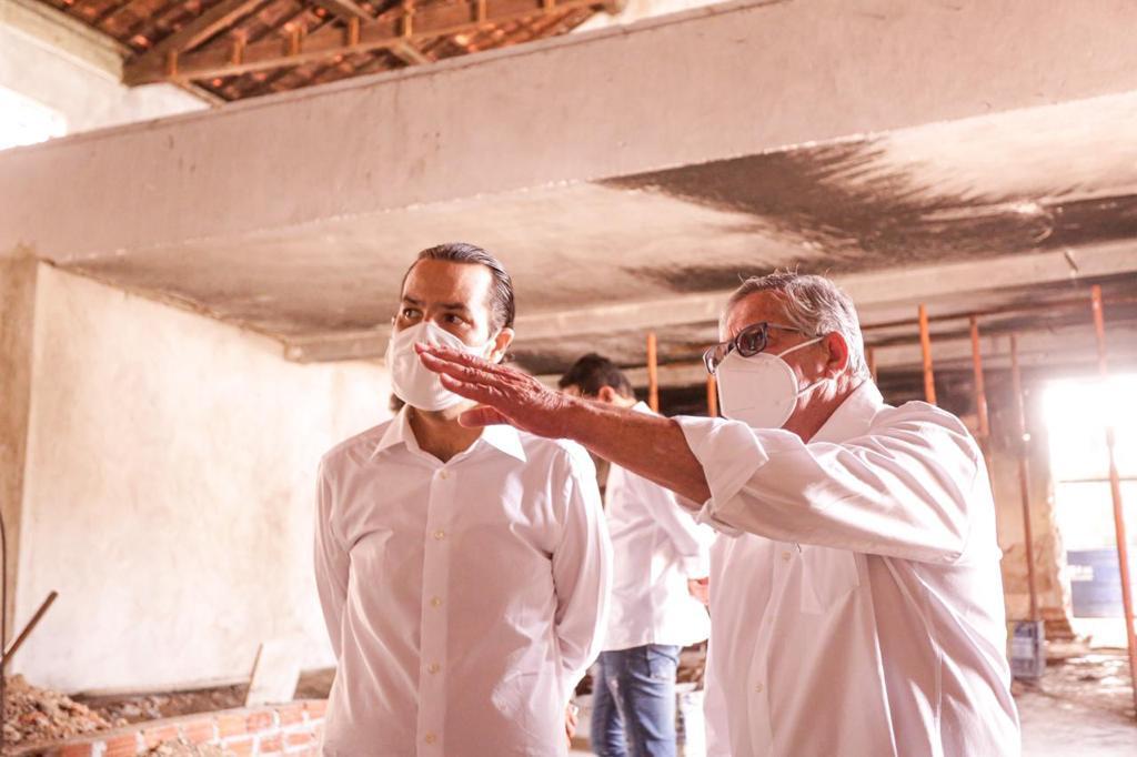 Leia mais sobre o artigo Diogo Moraes visita andamento de obras e anuncia novas emendas para Sertânia