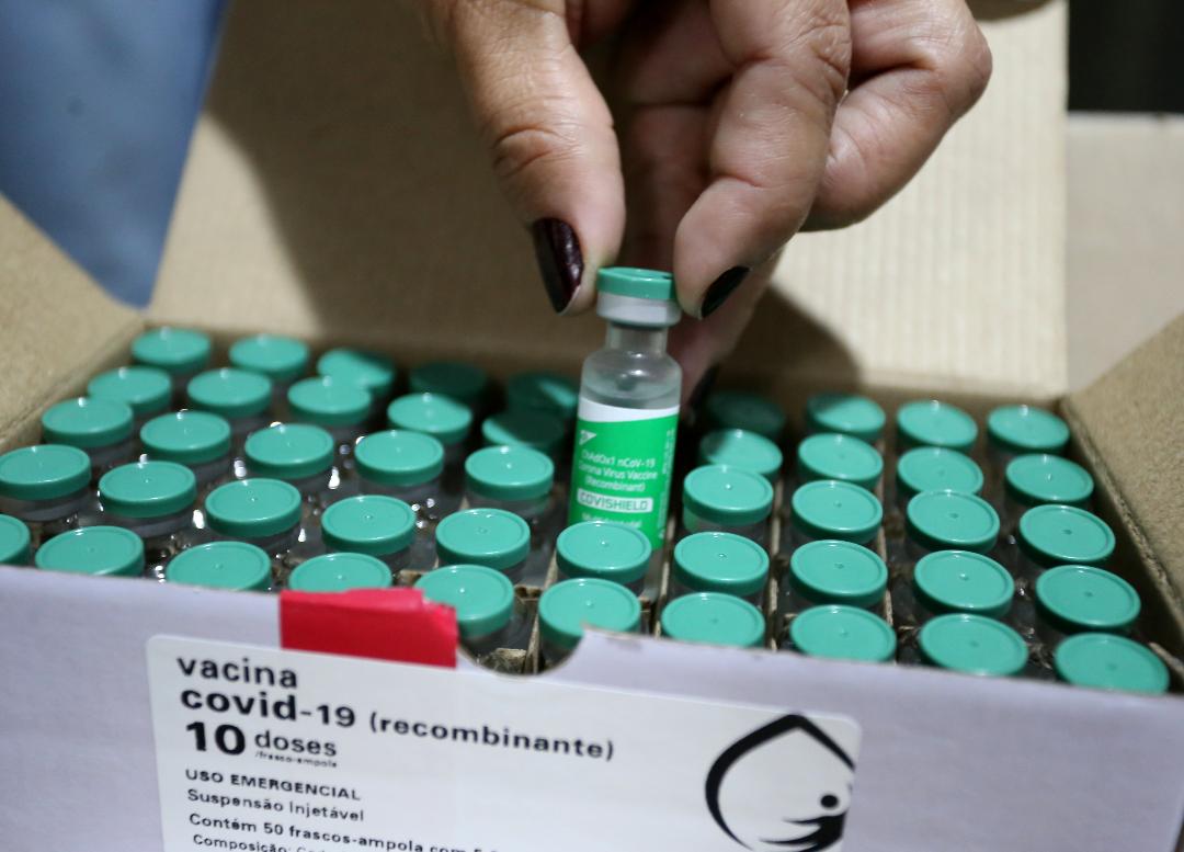 Leia mais sobre o artigo Pernambuco chega a 5 milhões de pessoas com esquema vacinal completo