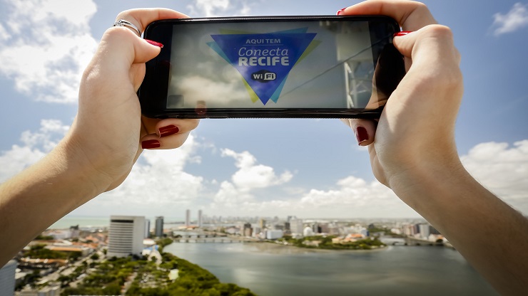 Leia mais sobre o artigo Recife doa sistema de vacinação digital contra a covid-19