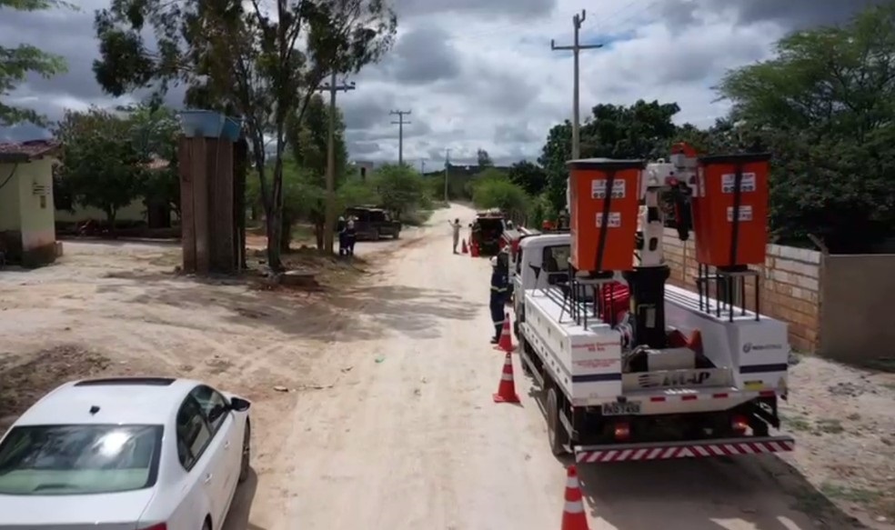 Leia mais sobre o artigo Em Pernambuco, operação da Celpe e Polícia Civil flagra desvio de energia no maior polo gesseiro do Brasil