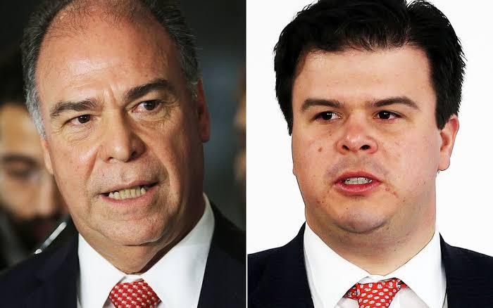 Leia mais sobre o artigo Polícia Federal indicia senador Fernando Bezerra Coelho, líder do governo Bolsonaro, e deputado Fernando Filho por corrupção