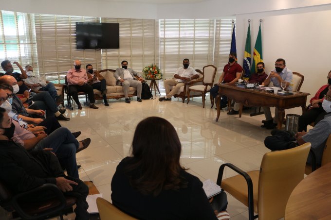 Leia mais sobre o artigo Prefeito de Arcoverde faz reunião para fortalecer ações de desenvolvimentos na cidade