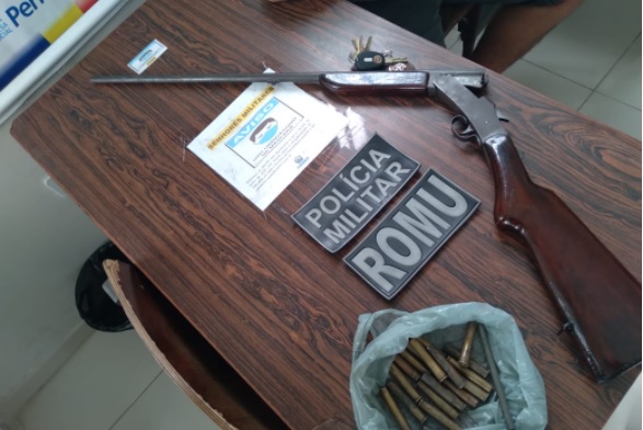 Leia mais sobre o artigo Arma e munição são apreendidas em Sertânia