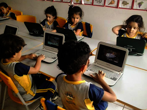 Leia mais sobre o artigo Prefeitura de afogados da Ingazeira vai garantir notebook e internet de graça para professores da rede municipal de ensino