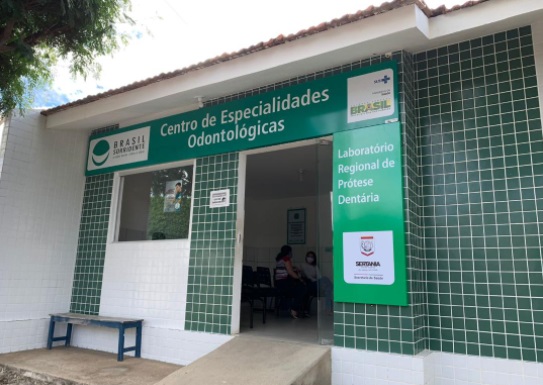 Leia mais sobre o artigo População de Sertânia ganha Laboratório Regional de Prótese Dentária