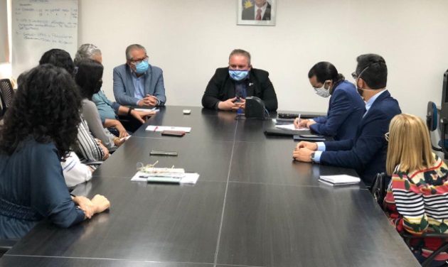 Leia mais sobre o artigo Diogo Moraes articula com Secretaria de Saúde permissão para abertura de clínicas de enfermagem