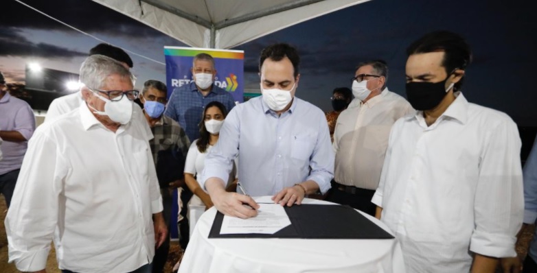 Leia mais sobre o artigo Ângelo Ferreira recebe governador Paulo Câmara em Sertânia