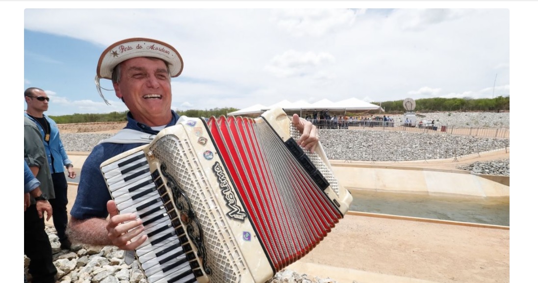 Leia mais sobre o artigo Bolsonaro retorna a Sertânia em ciclo de viagens pelo Nordeste