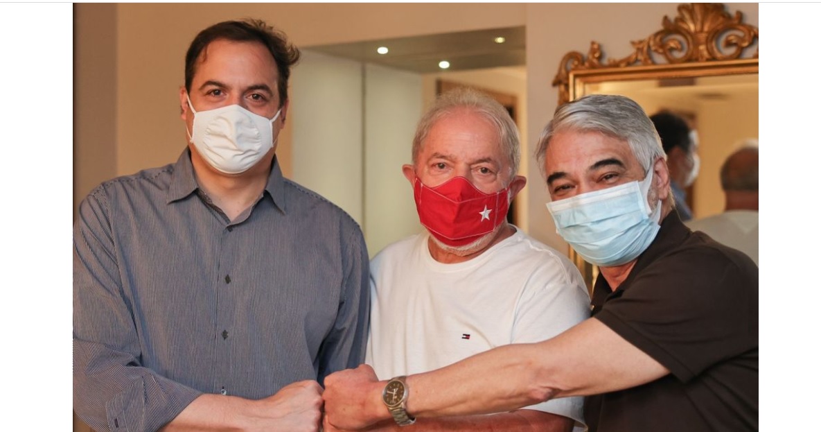 Leia mais sobre o artigo Lula e Paulo Câmara se encontram em Brasília