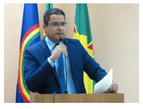 Leia mais sobre o artigo Em Arcoverde, MP opina por anular reeleição de Siqueirinha na Câmara