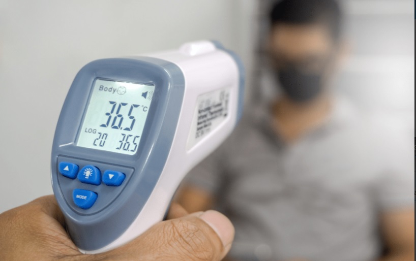 Leia mais sobre o artigo Aferição de temperatura na entrada de estabelecimentos deixa de ser obrigatória em Pernambuco