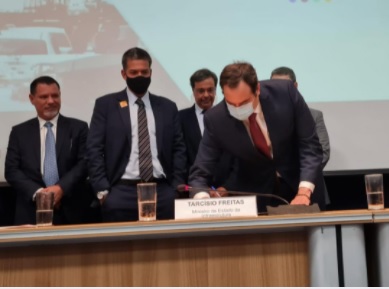 Leia mais sobre o artigo Ministério da Infraestrutura autoriza Bemisa a construir ferrovia ligando Piauí ao Porto de Suape