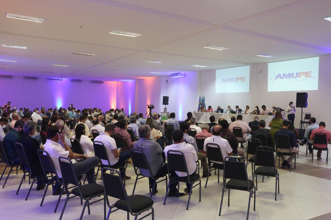 Leia mais sobre o artigo MunicÃ­pios pernambucanos querem pagar novo salÃ¡rio inicial aos profissionais do magistÃ©rio