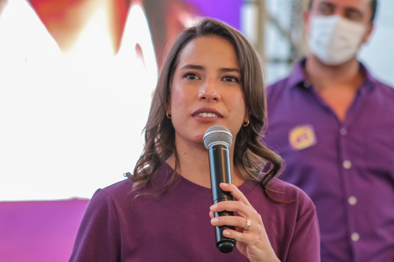 Leia mais sobre o artigo Raquel altera decreto que exonera cargos comissionados, mas apenas para Educação