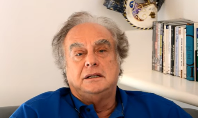 Leia mais sobre o artigo Morre Arnaldo Jabor, jornalista e diretor do cinema novo, aos 81 anos