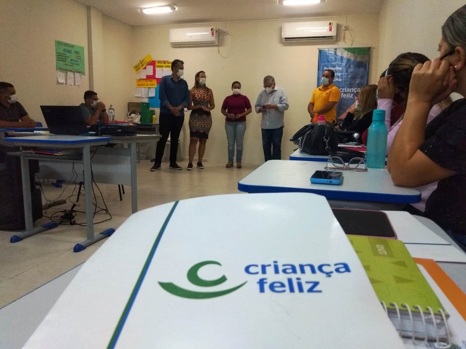 Leia mais sobre o artigo SertÃ¢nia sedia capacitaÃ§Ã£o estadual do Programa CrianÃ§a Feliz